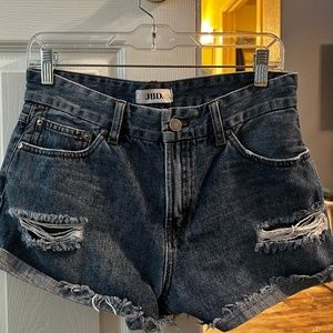 Denim ripped jean shorts